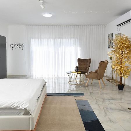 הסויטות של פולי Apartment Manot Luaran gambar